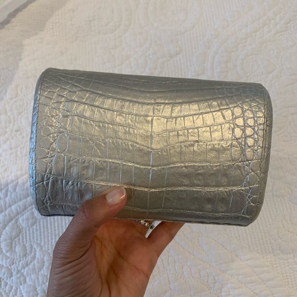 Nancy Gonzalez crocodile clutch authentic silver - Picture 2 of 5